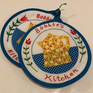 Pair of Personalized 7” Round POTHOLDERS Especially for BOBBIE’s KITCHEN